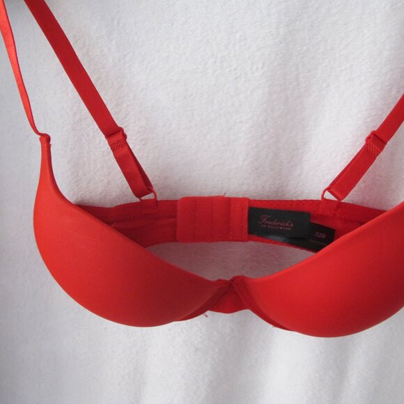 NWT - Frederick's of Hollywood Krystal Mega Push-Up Bra - 32D - Picture 4 of 11